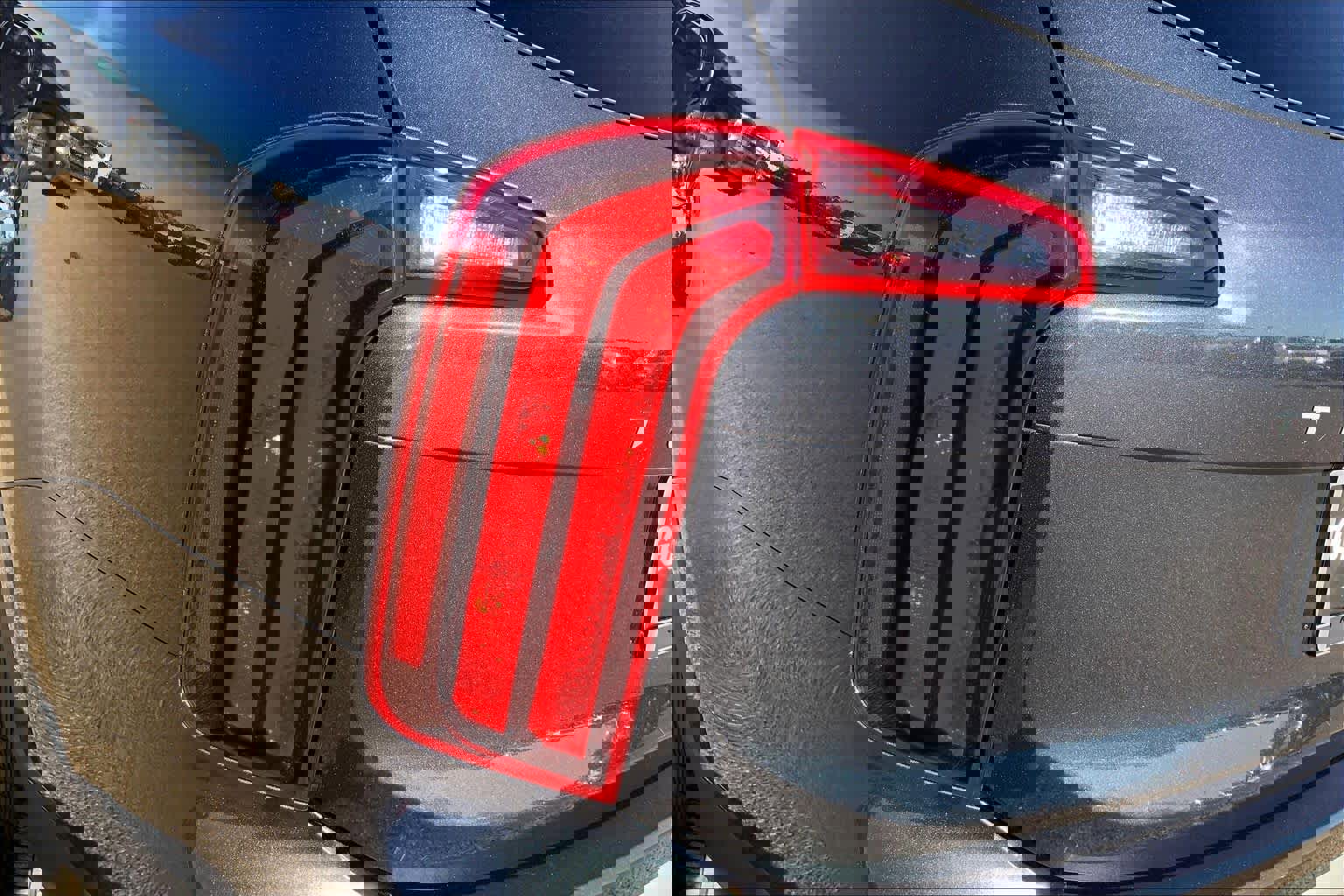 Used 2023 Kia Telluride LX image 33