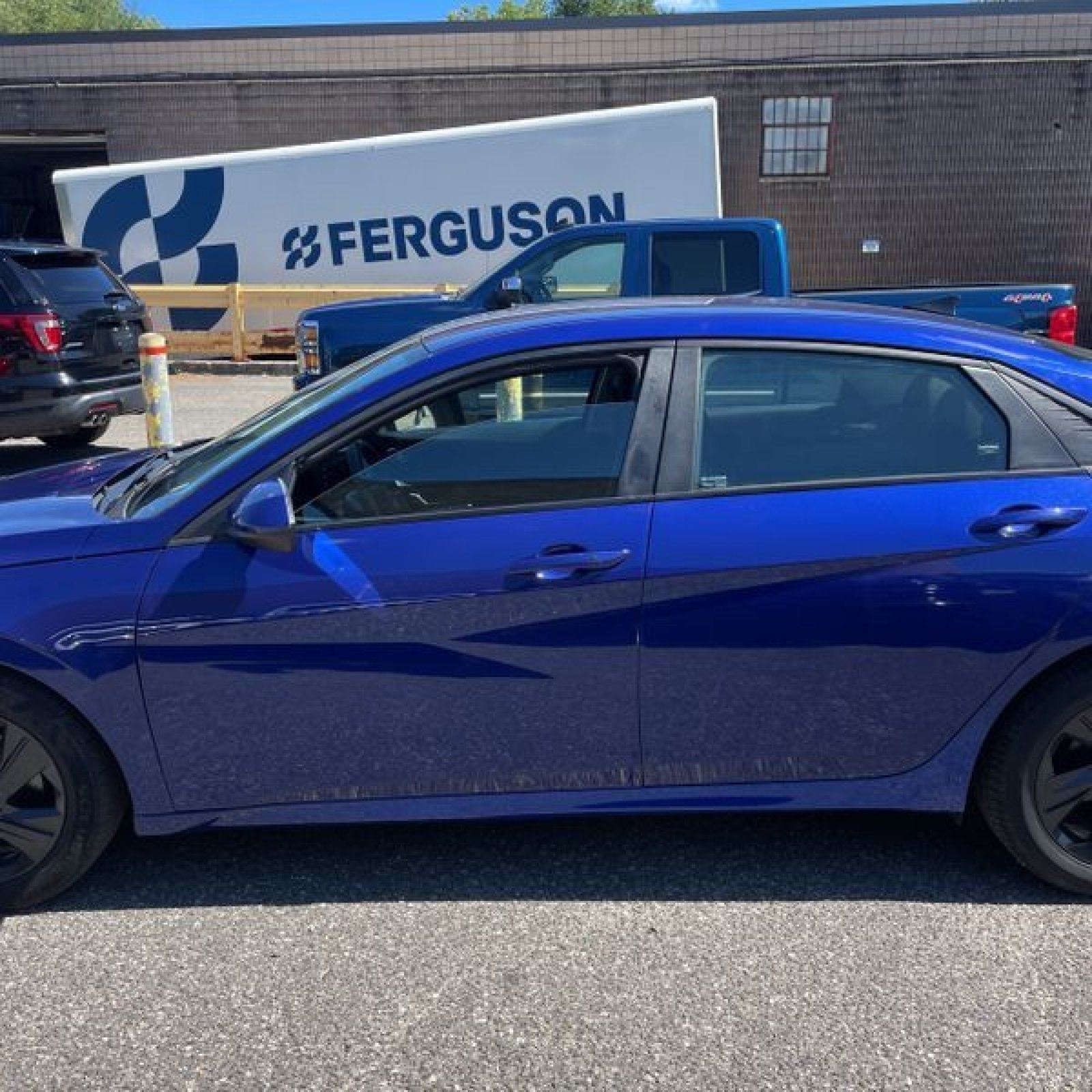 Used 2022 Hyundai Elantra SEL FWD image 3