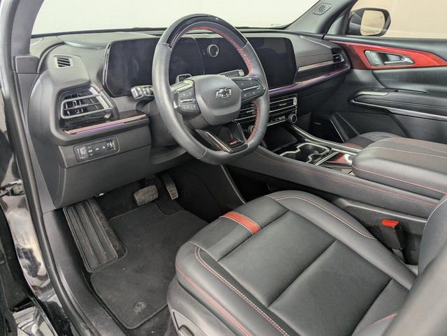 Used 2024 Chevrolet Traverse RS AWD/4WD image 11