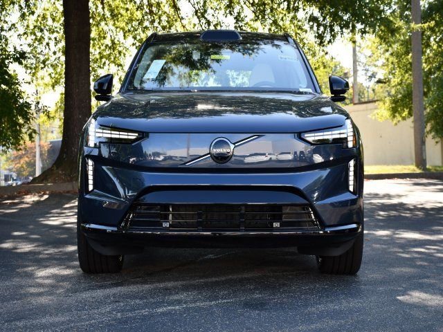 New 2025 Volvo EX90 Ultra w/ Protection Package Premier image 2