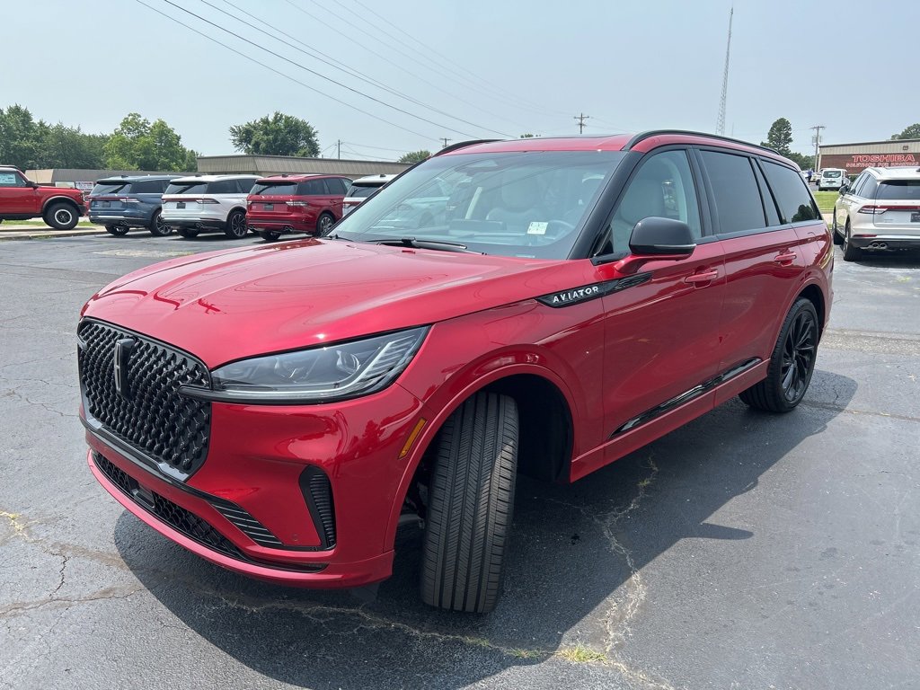 New 2025 Lincoln Aviator Reserve w/ Equipment Group 201A image 3