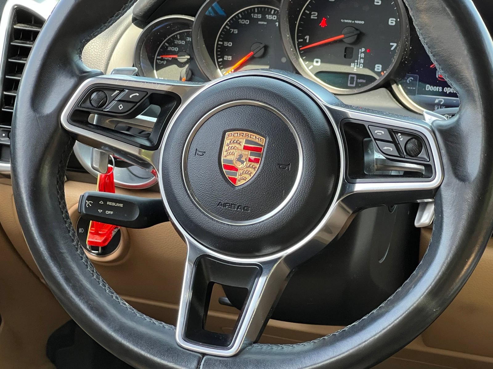 Used 2016 Porsche Cayenne AWD/4WD image 23