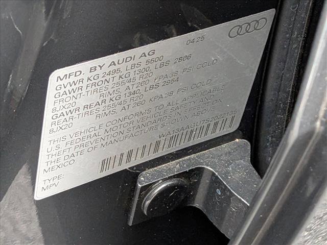 Certified 2025 Audi Q5 Prestige image 28