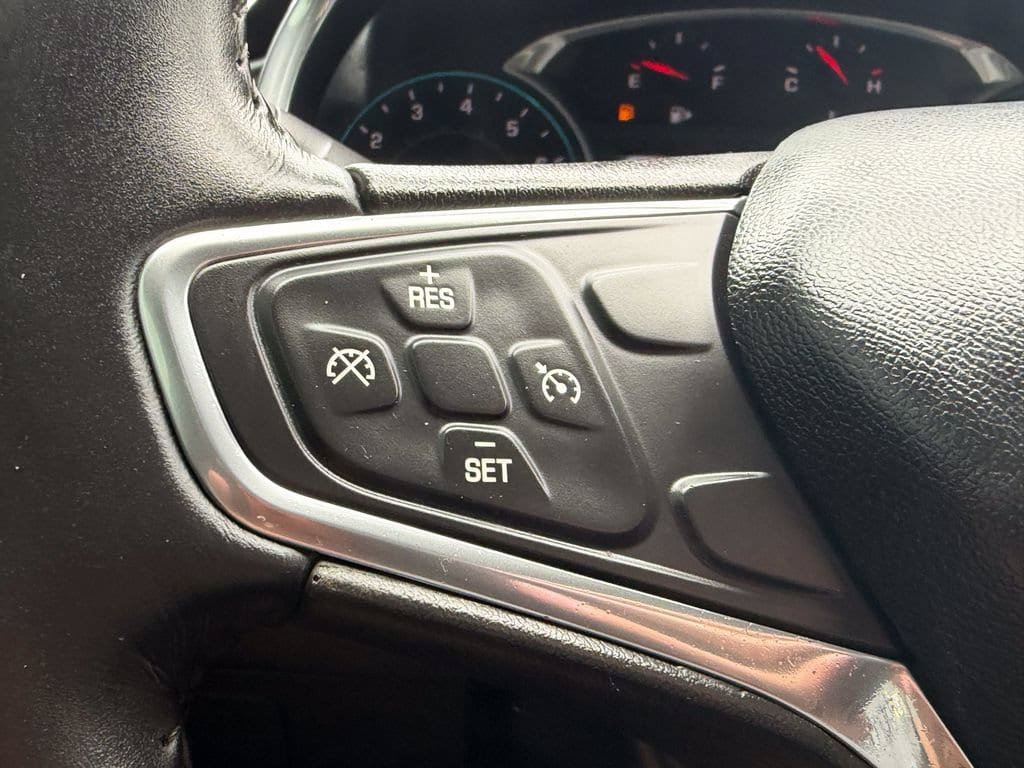 Used 2016 Chevrolet Malibu LT w/ Leather Package FWD image 27