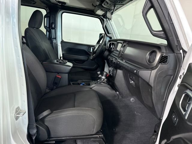 Used 2023 Jeep Wrangler Unlimited w/ Convenience Group image 28
