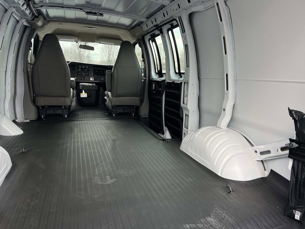 New 2025 Chevrolet Express 2500 w/ Driver Convenience Package image 13