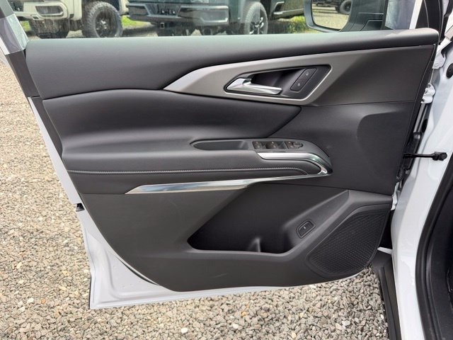 New 2027 Chevrolet Traverse LT w/ Driver Confidence Package FWD image 18