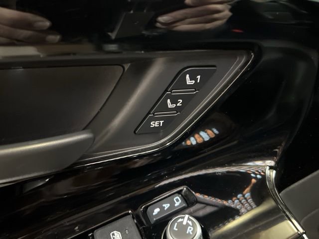 Used 2023 Subaru Solterra AWD image 51