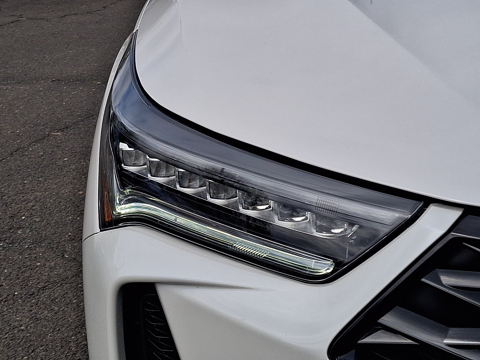 Certified 2025 Acura RDX w/ Technology Package AWD/4WD image 9