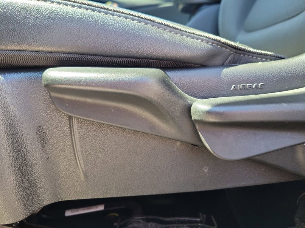 Used 2024 Buick Encore GX Preferred FWD image 16