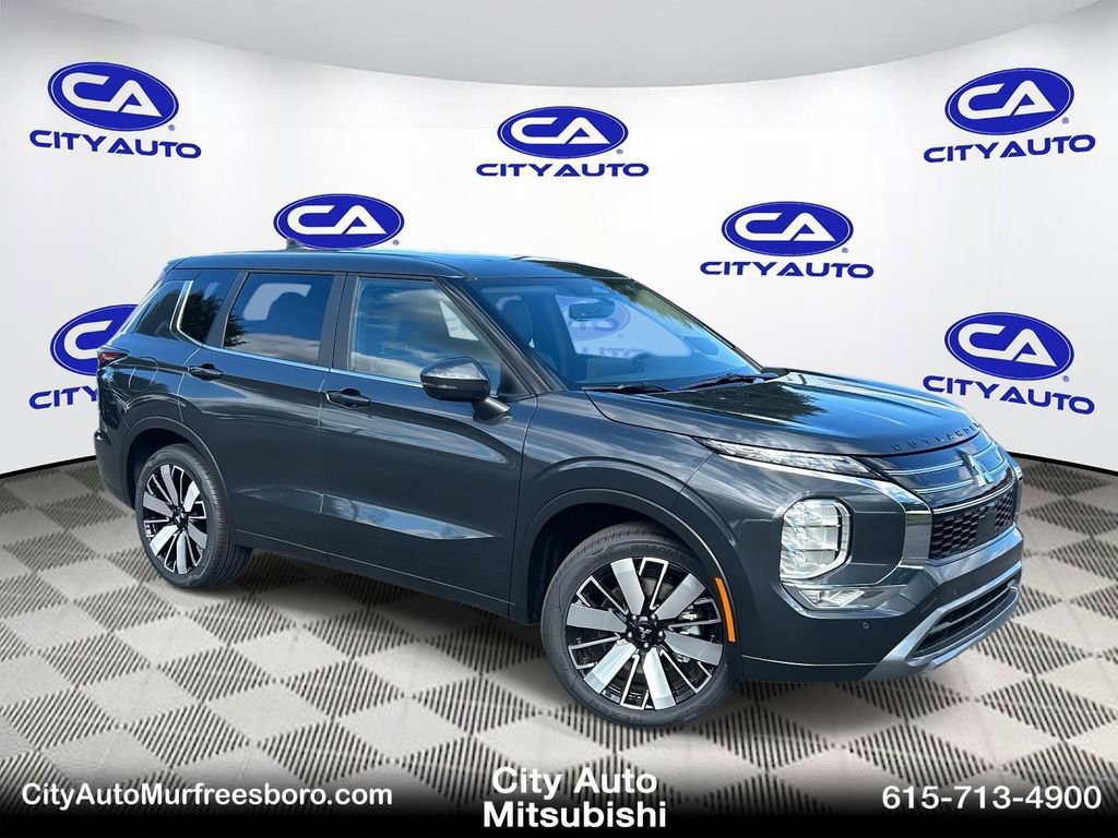 New 2025 Mitsubishi Outlander SE image 1
