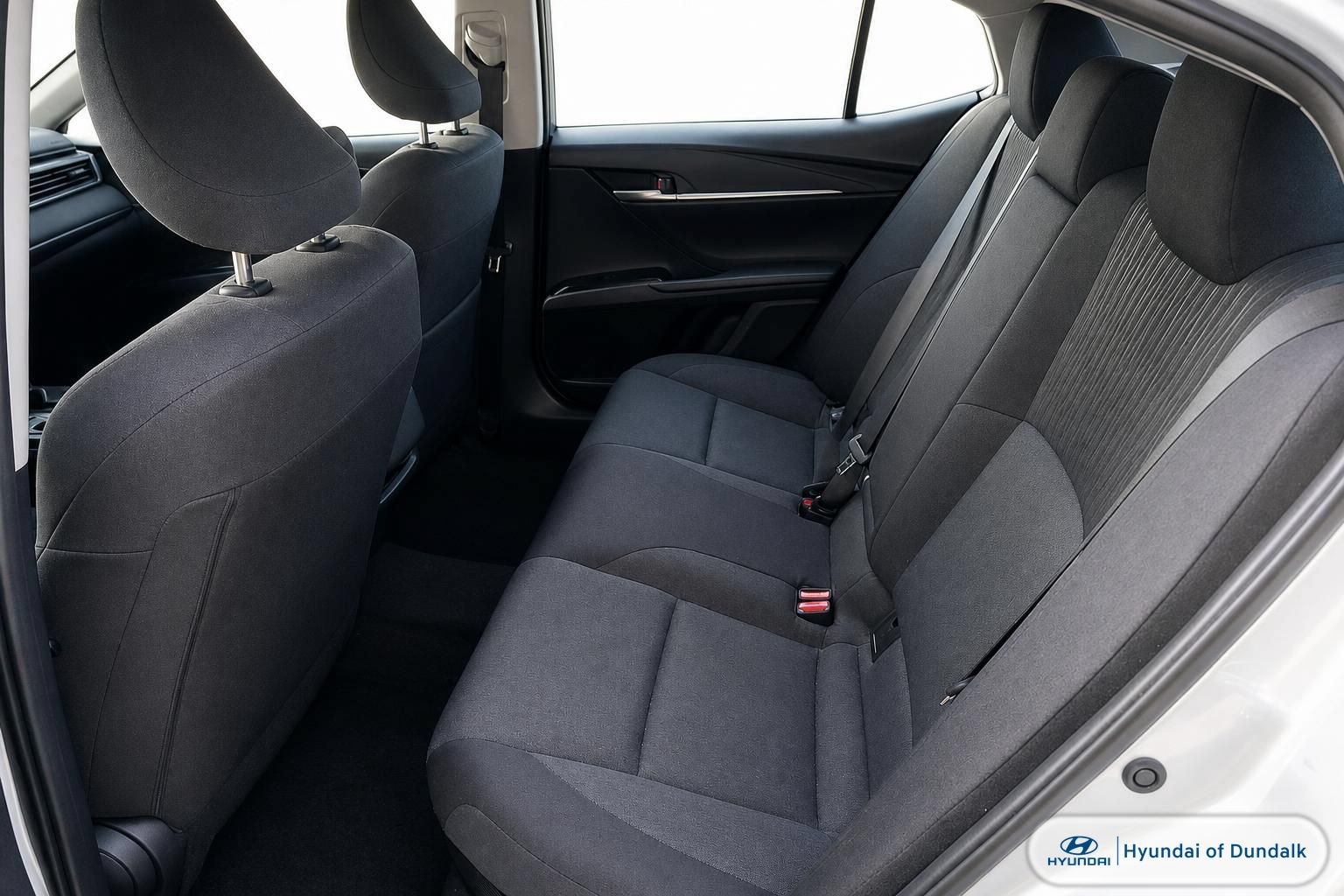 Used 2025 Toyota Camry LE FWD image 9