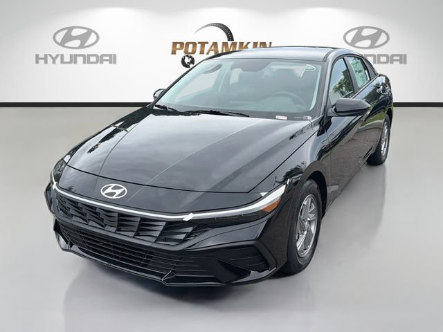 New 2026 Hyundai Elantra SE