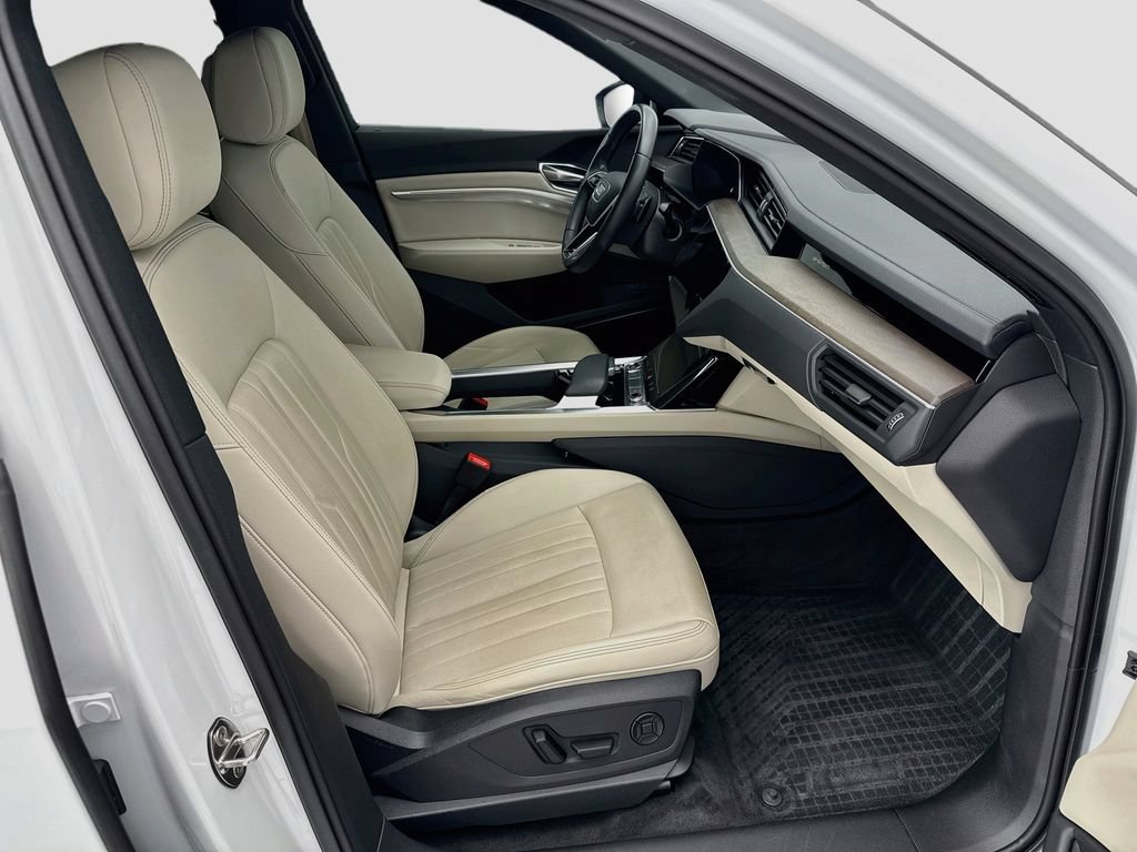 Certified 2024 Audi Q8 e-tron Premium Plus AWD/4WD image 19