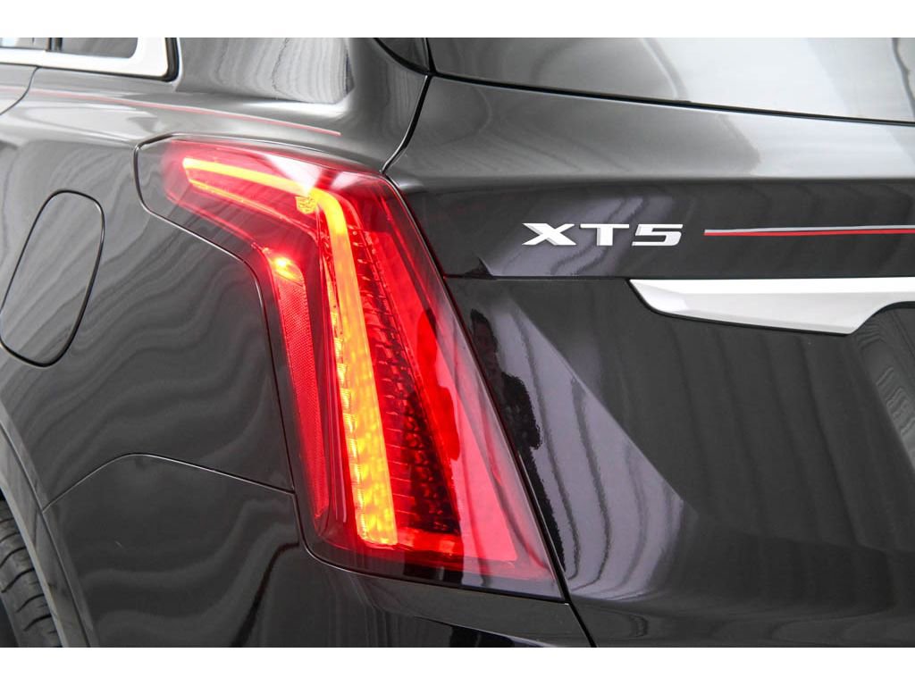 Certified 2023 Cadillac XT5 Premium Luxury image 24