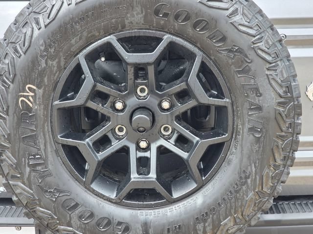 New 2026 Ford Bronco Badlands AWD/4WD image 33