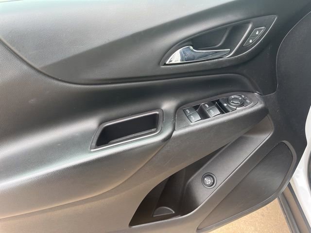 Used 2018 Chevrolet Equinox LT AWD/4WD image 12