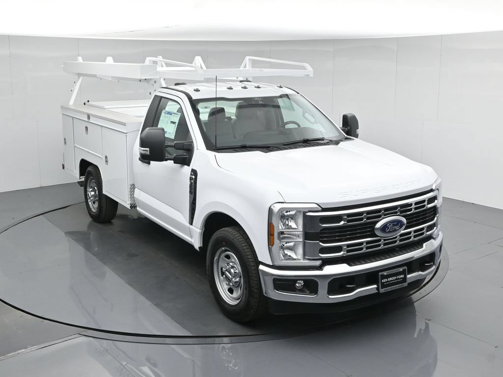 New 2026 Ford F350 XL w/ XL Chrome Package RWD image 47