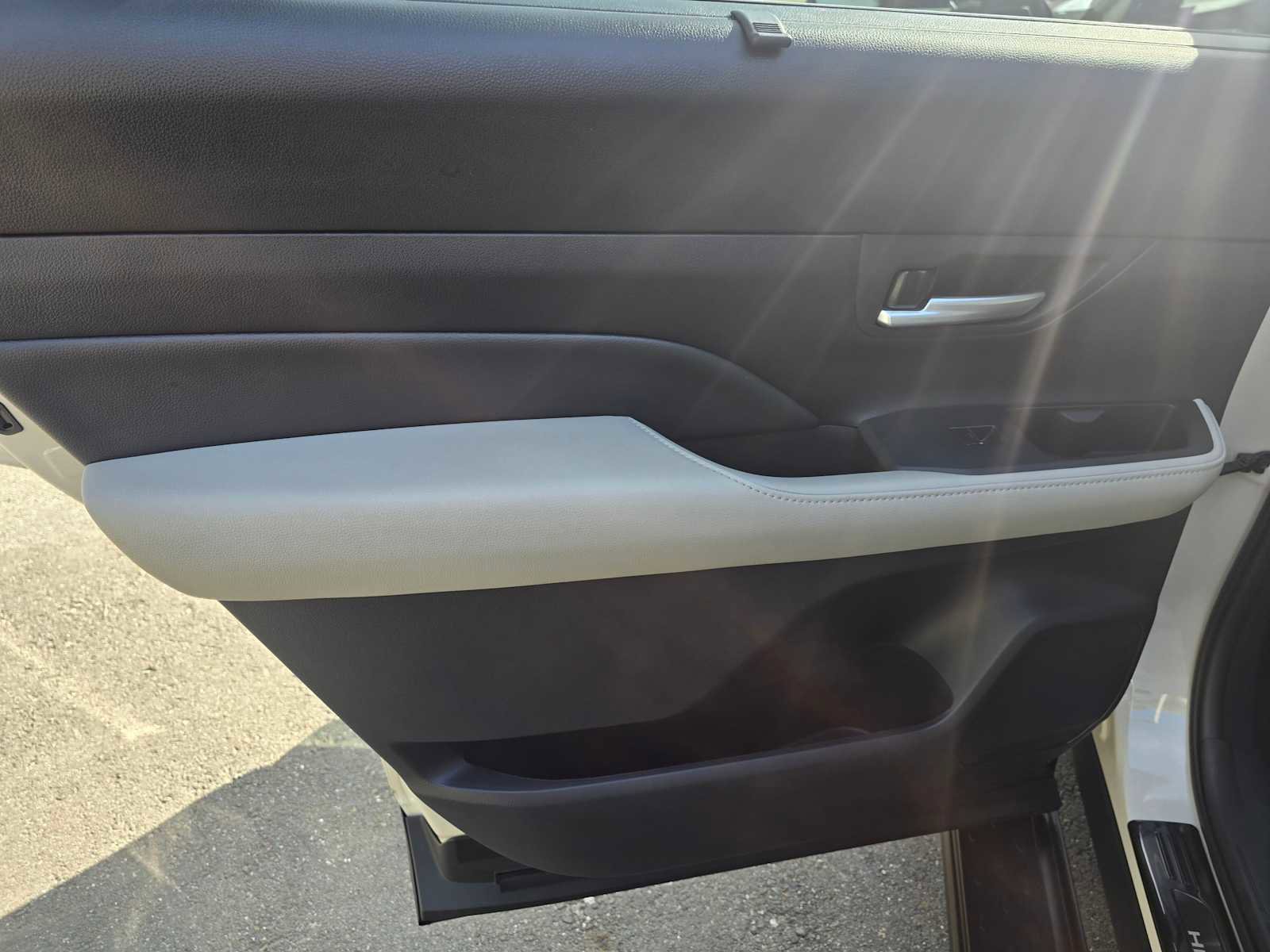 Used 2024 Toyota Grand Highlander XLE image 20