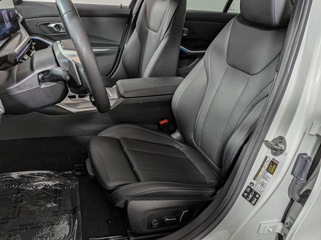 Used 2025 BMW 330i xDrive Sedan w/ Convenience Package image 16