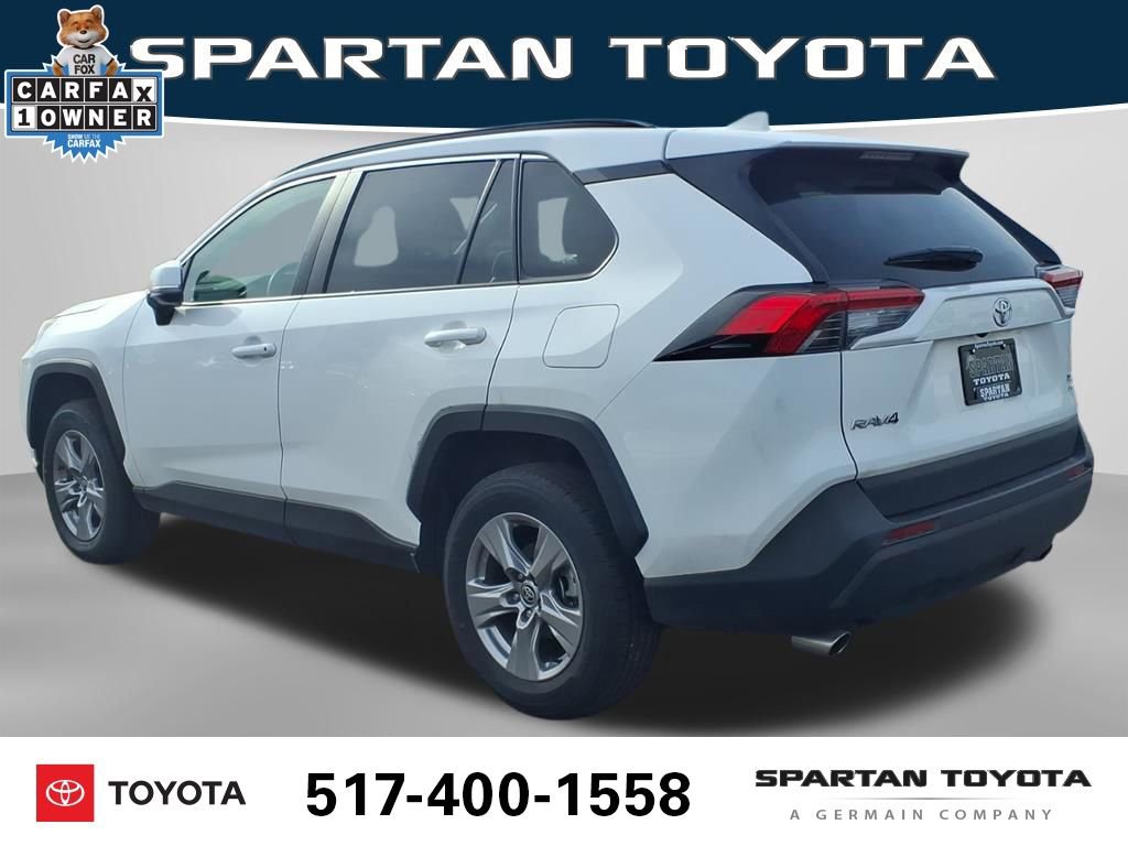 Used 2025 Toyota RAV4 XLE image 9