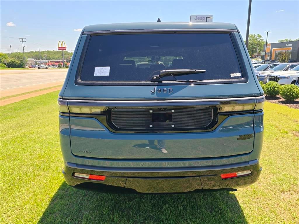 New 2026 Jeep Grand Wagoneer L Summit AWD/4WD image 19