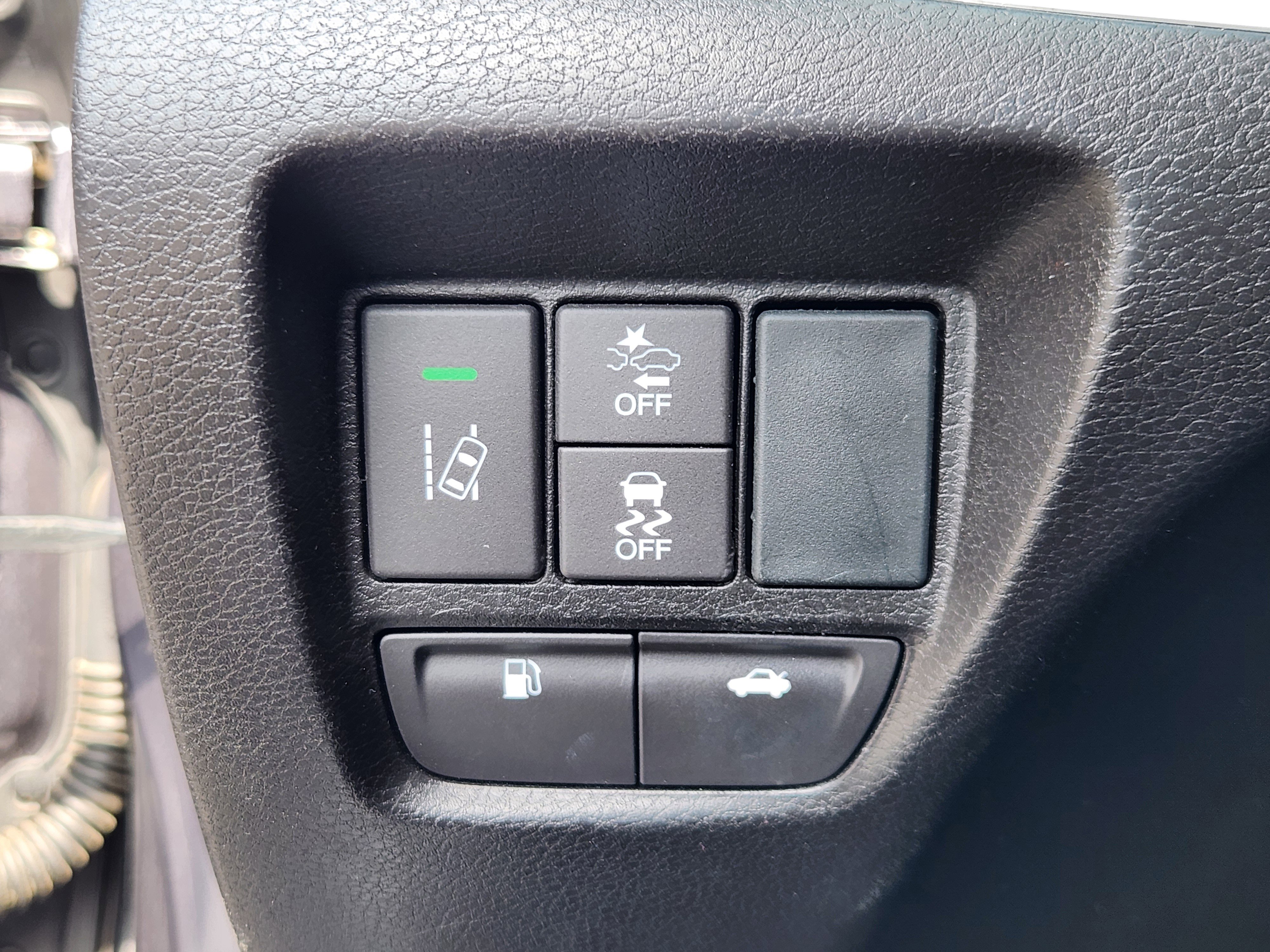 Certified 2018 Acura TLX image 26