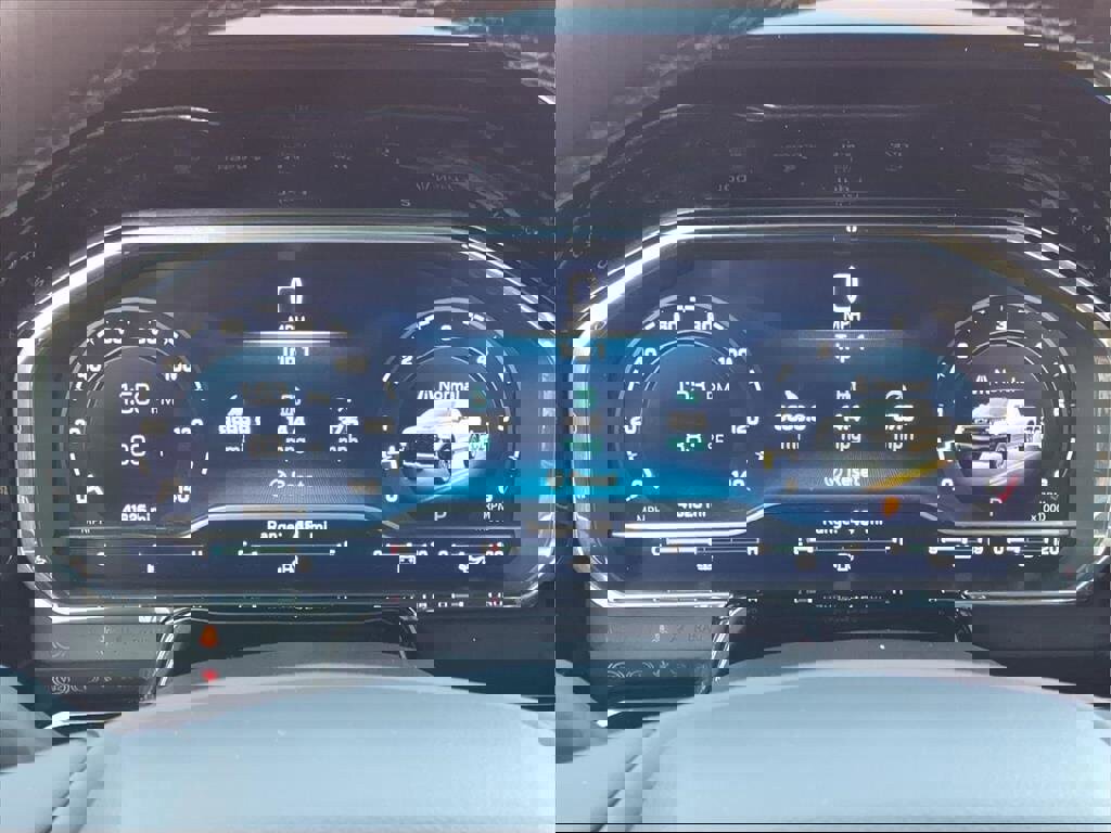 Used 2023 Chevrolet Silverado 1500 ZR2 w/ Technology Package image 25