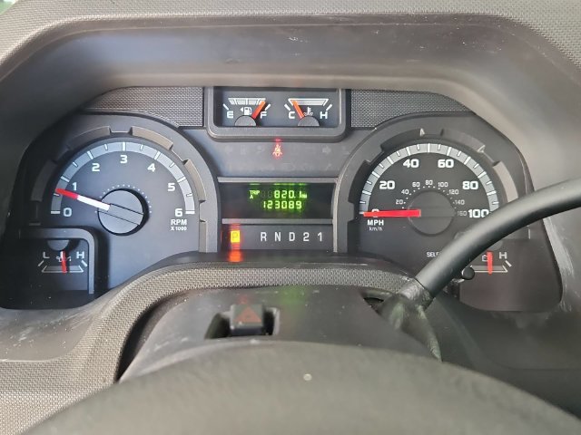 Used 2014 Ford E-250 and Econoline 250 w/ Power Group RWD image 13