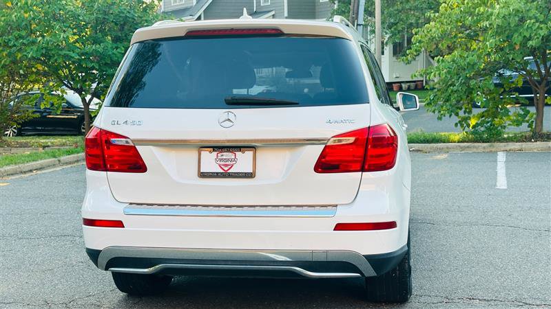 Used 2016 Mercedes-Benz GL 450 4MATIC w/ Premium I Package image 9