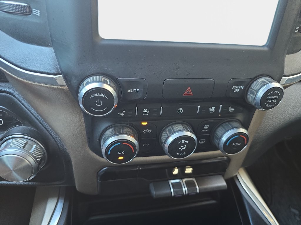 Used 2022 RAM 1500 Laramie w/ Cold Weather Group AWD/4WD image 25