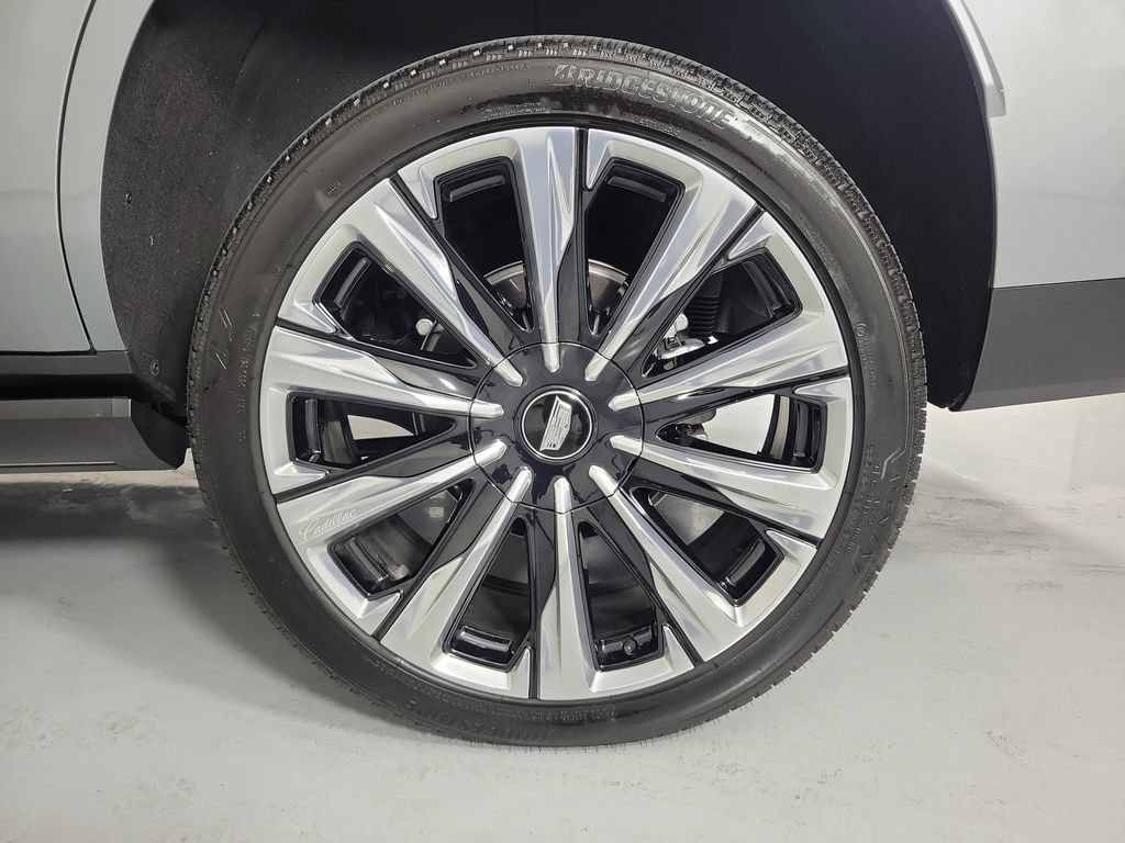 Certified 2026 Cadillac Escalade Luxury w/ Touring Package AWD/4WD image 10