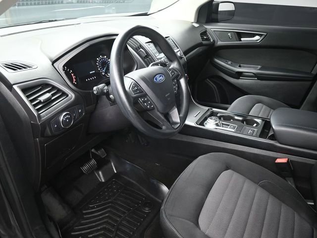 Used 2019 Ford Edge SE FWD image 18