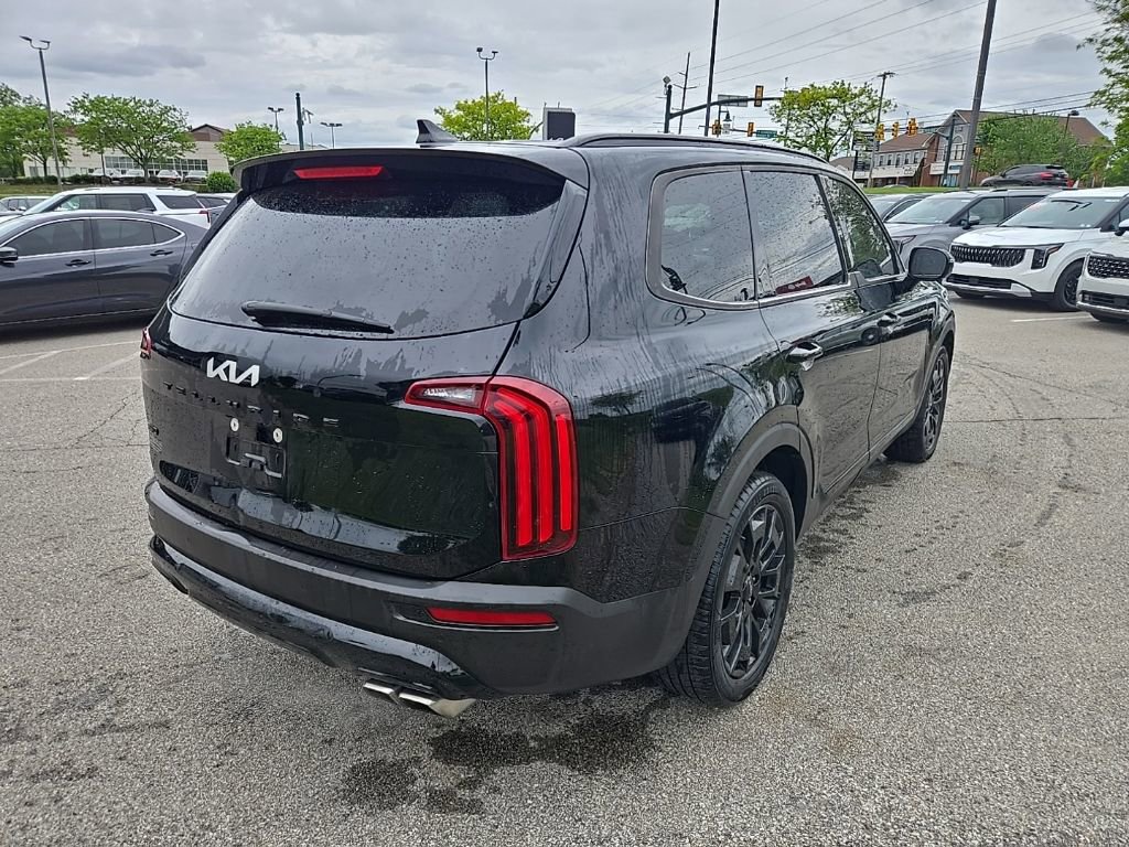 Certified 2022 Kia Telluride SX w/ SX Prestige Package AWD/4WD image 3