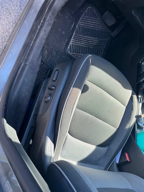Used 2023 Chevrolet TrailBlazer LT AWD/4WD image 6