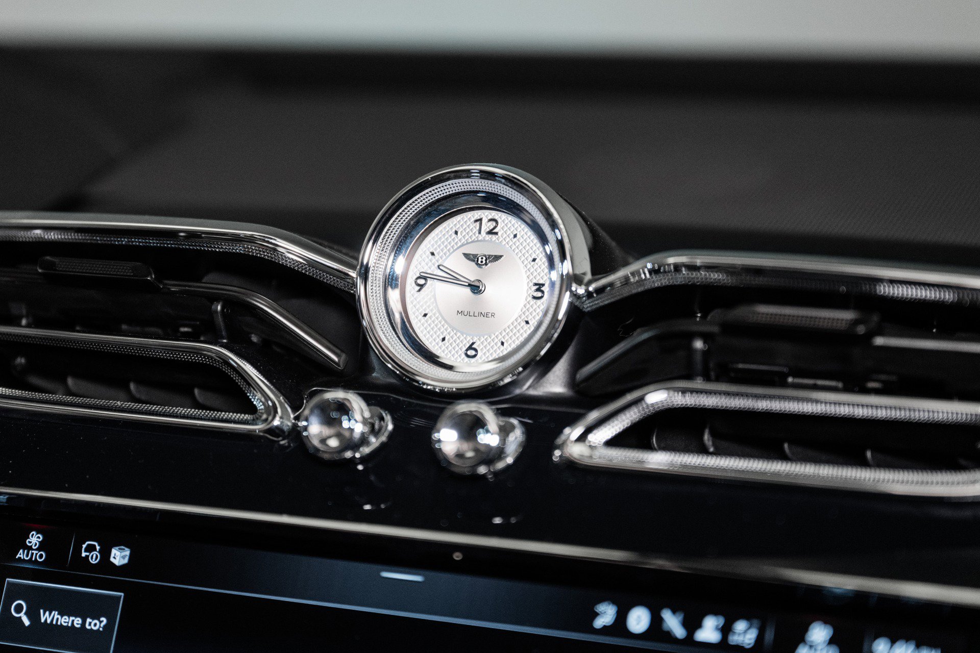 New 2025 Bentley Bentayga Extended Wheelbase image 47