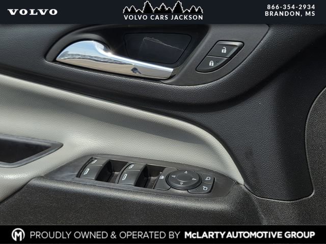Used 2022 Chevrolet Equinox LS image 16