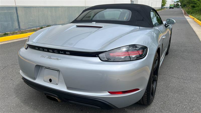 Used 2018 Porsche 718 Boxster RWD image 20