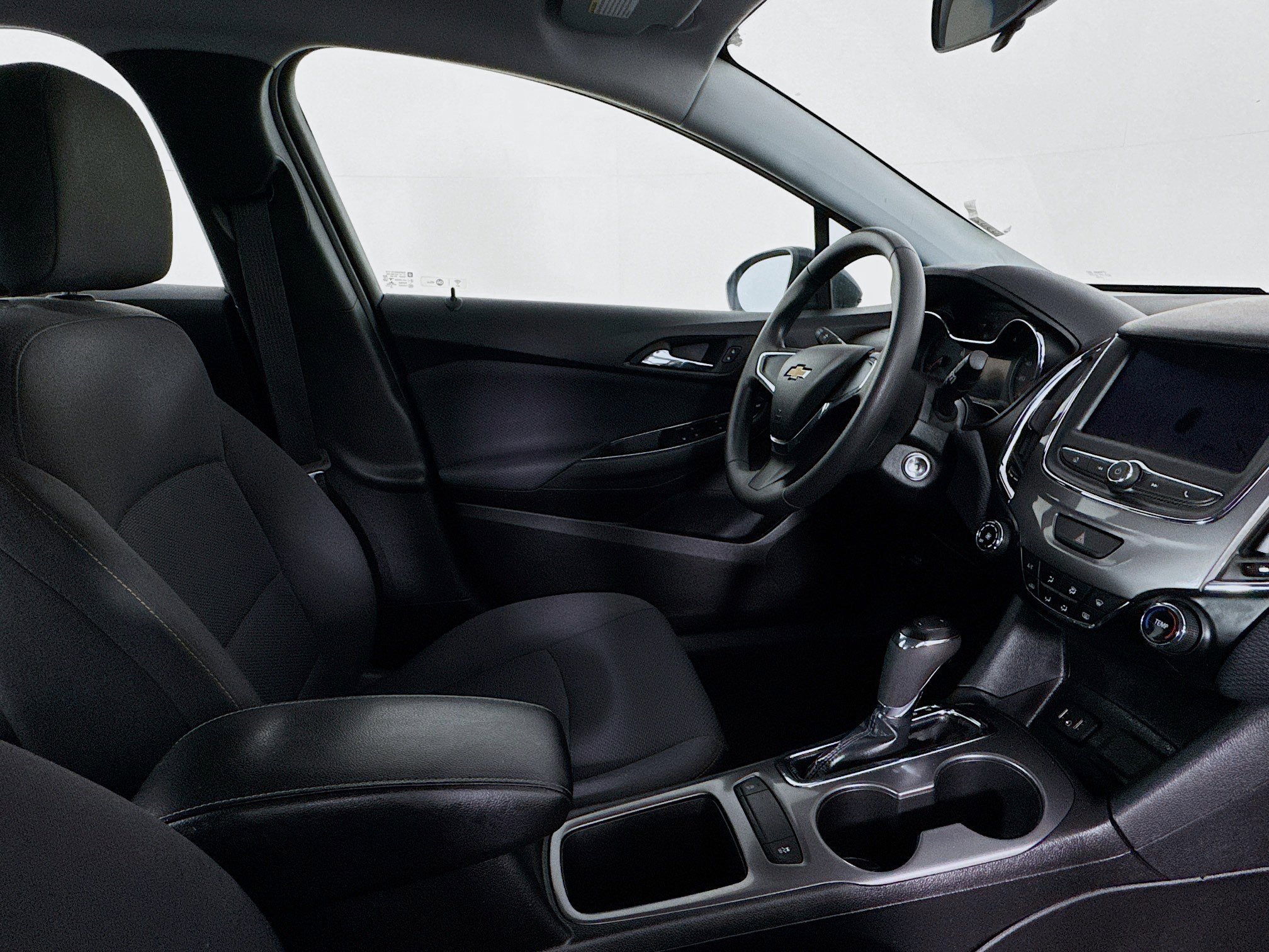Used 2019 Chevrolet Cruze LS image 25