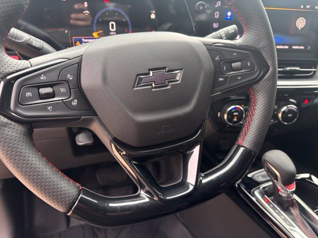 New 2026 Chevrolet Trax RS w/ Sunroof Package FWD image 20