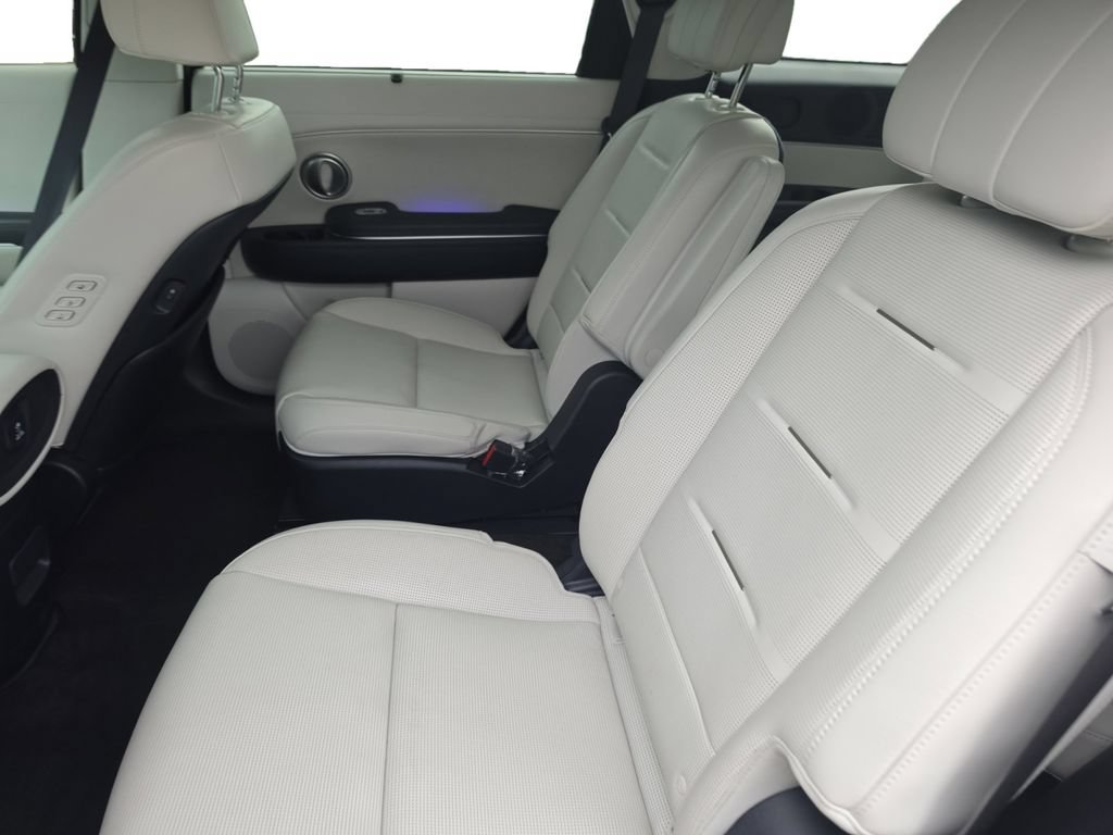 Certified 2026 Hyundai Palisade Calligraphy FWD image 15