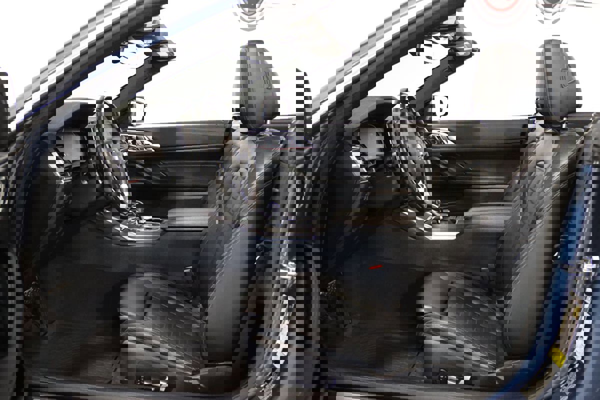 Used 2021 BMW 430i Convertible w/ Premium Package image 39