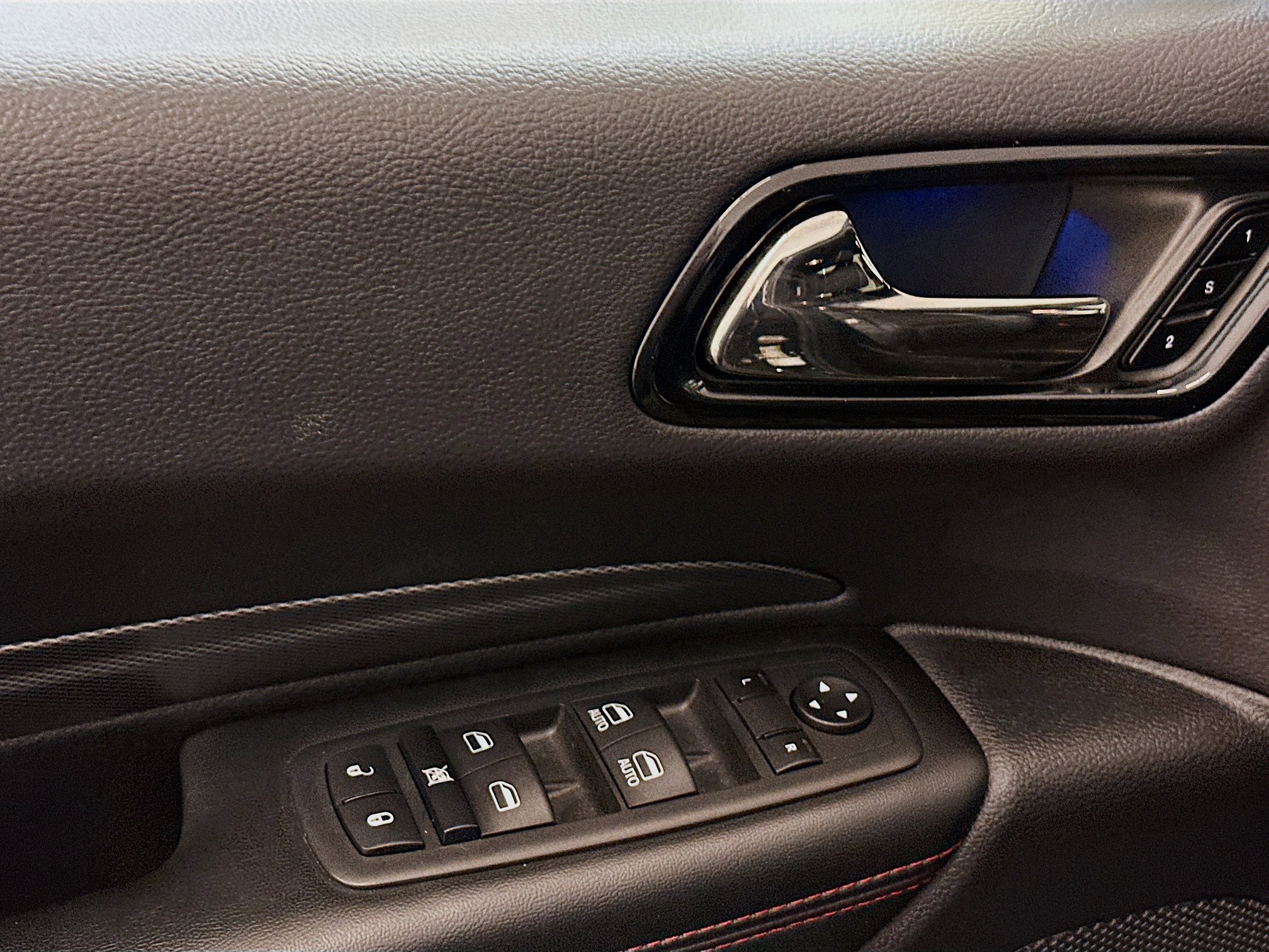 Used 2025 Dodge Durango GT image 15