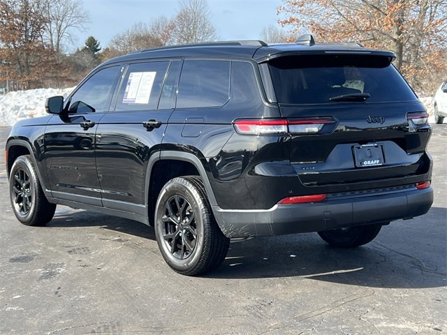 Certified 2024 Jeep Grand Cherokee L Laredo image 11