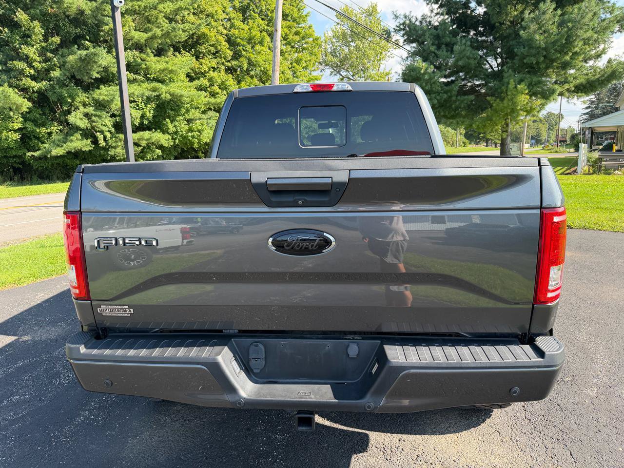 Used 2017 Ford F150 XLT w/ Equipment Group 302A Luxury AWD/4WD image 6