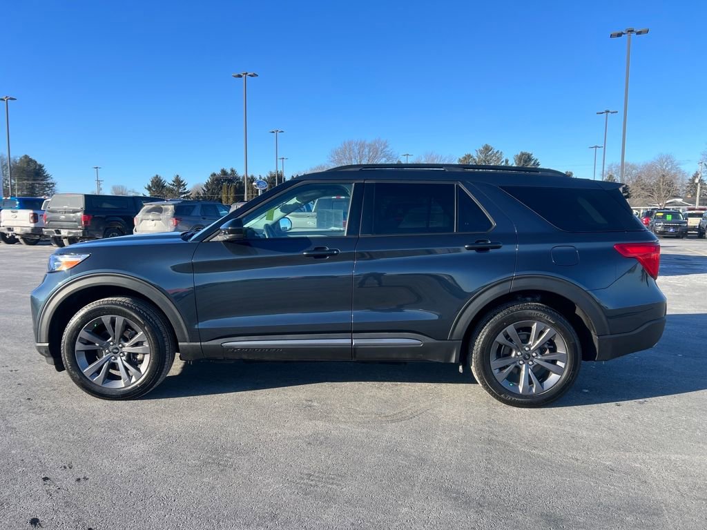 Certified 2023 Ford Explorer XLT w/ Equipment Group 202A image 7