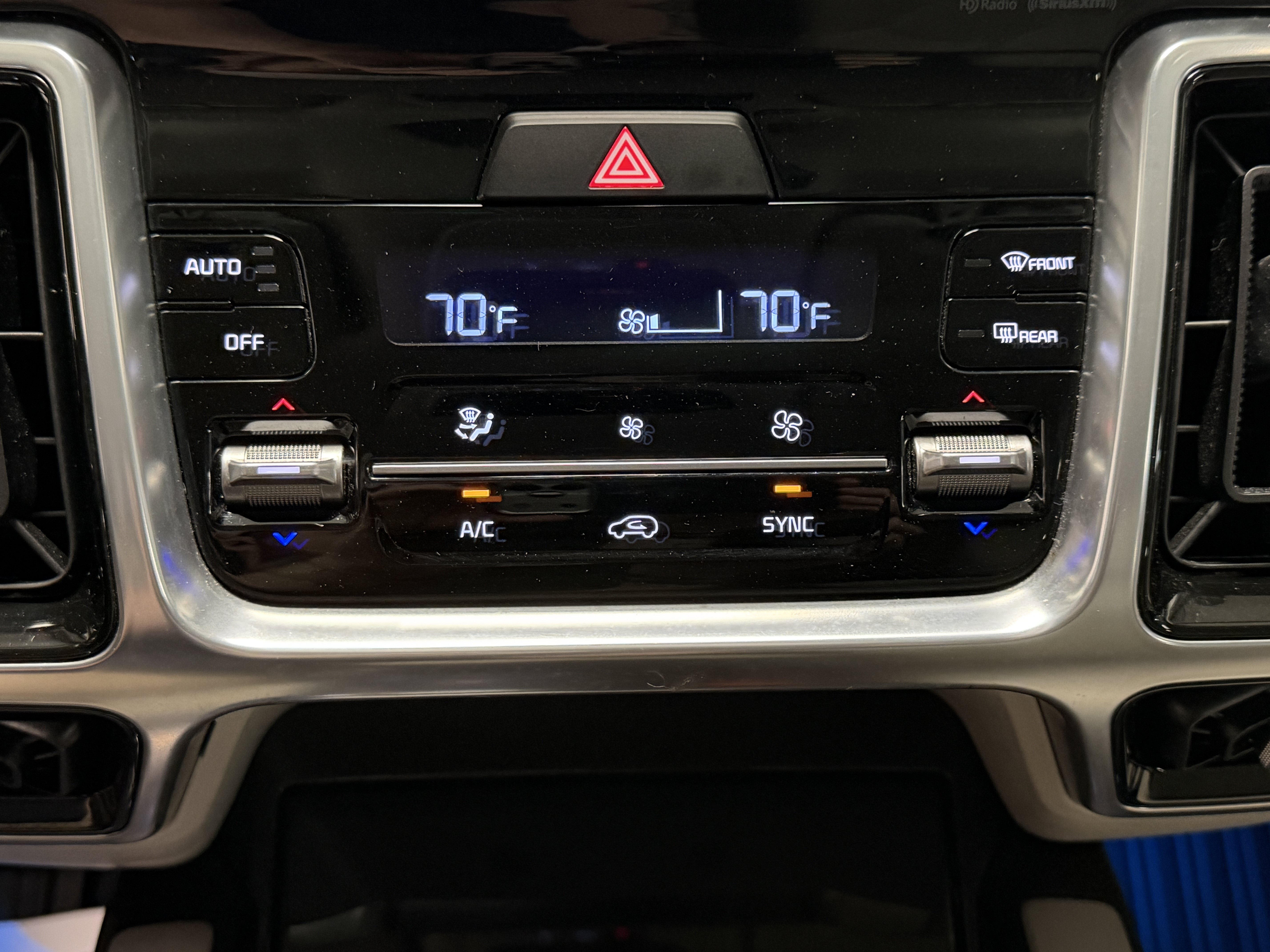 Used 2022 Kia Sorento SX FWD image 12