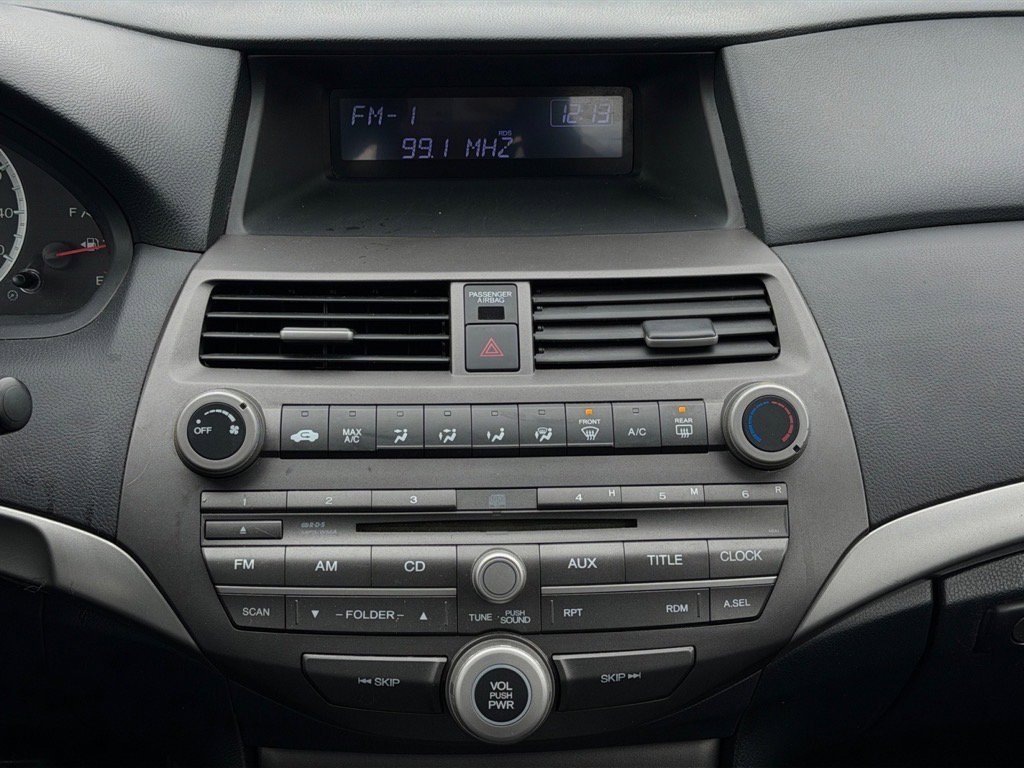 Used 2011 Honda Accord LX image 14