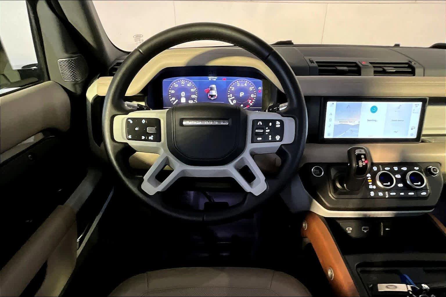 Used 2020 Land Rover Defender 110 HSE image 6