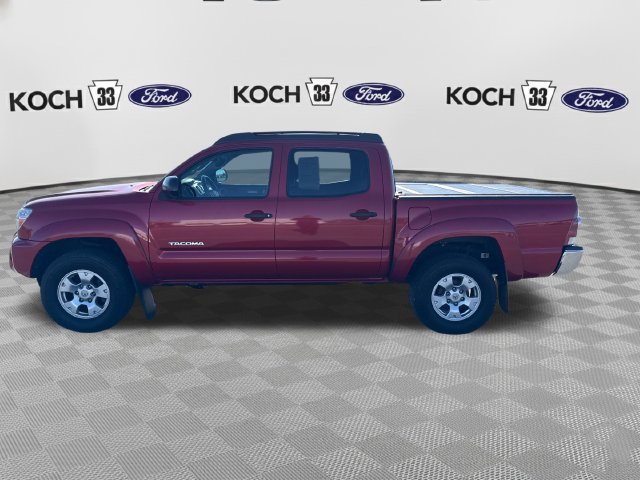 Used 2015 Toyota Tacoma 4x4 Double Cab w/ SR5 Package image 4